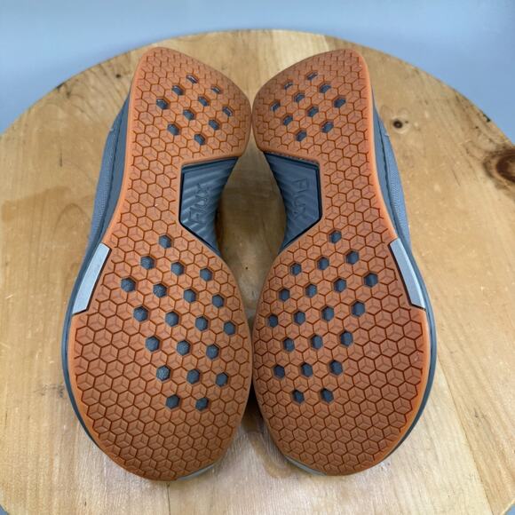 Flux Adapt Runner Women's Size 6.5 Grey Gum Running Barefoot Knit Shoes NEW - Picture 7 of 9